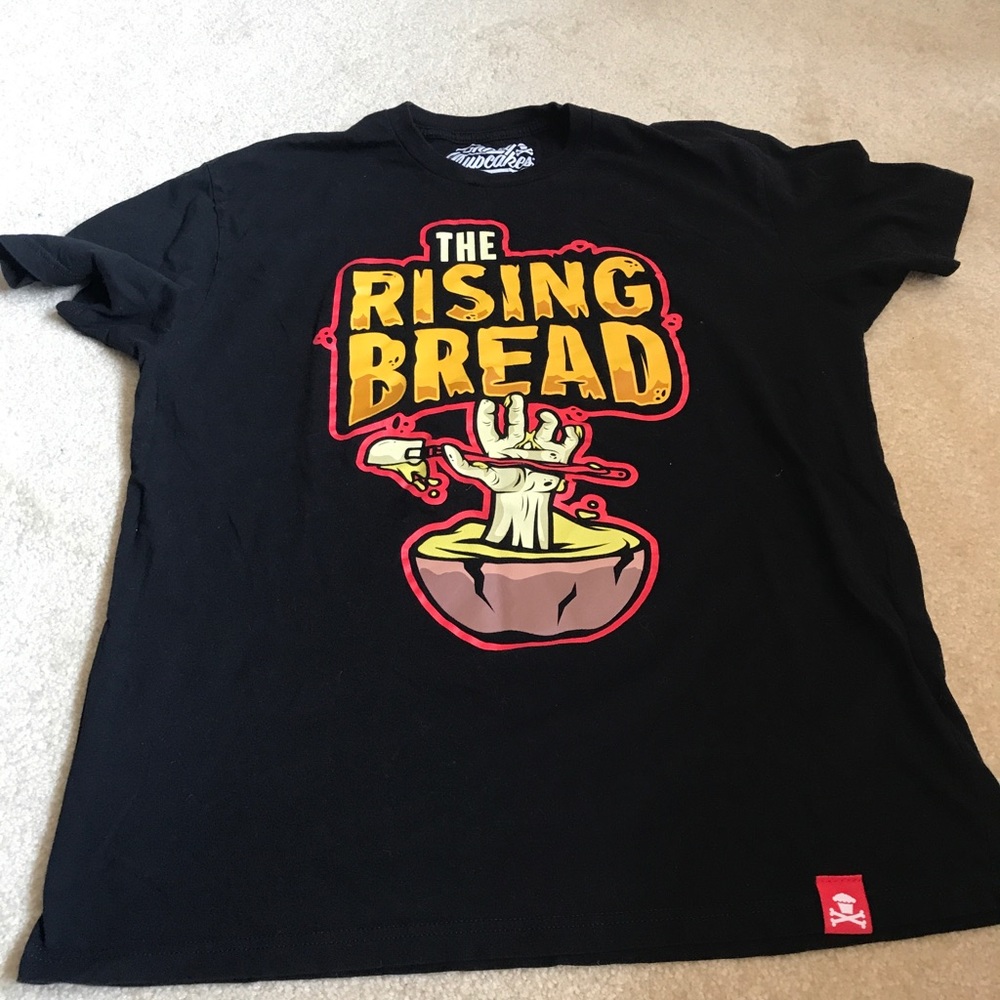 Johnny Cupcakes Rising Bread Large